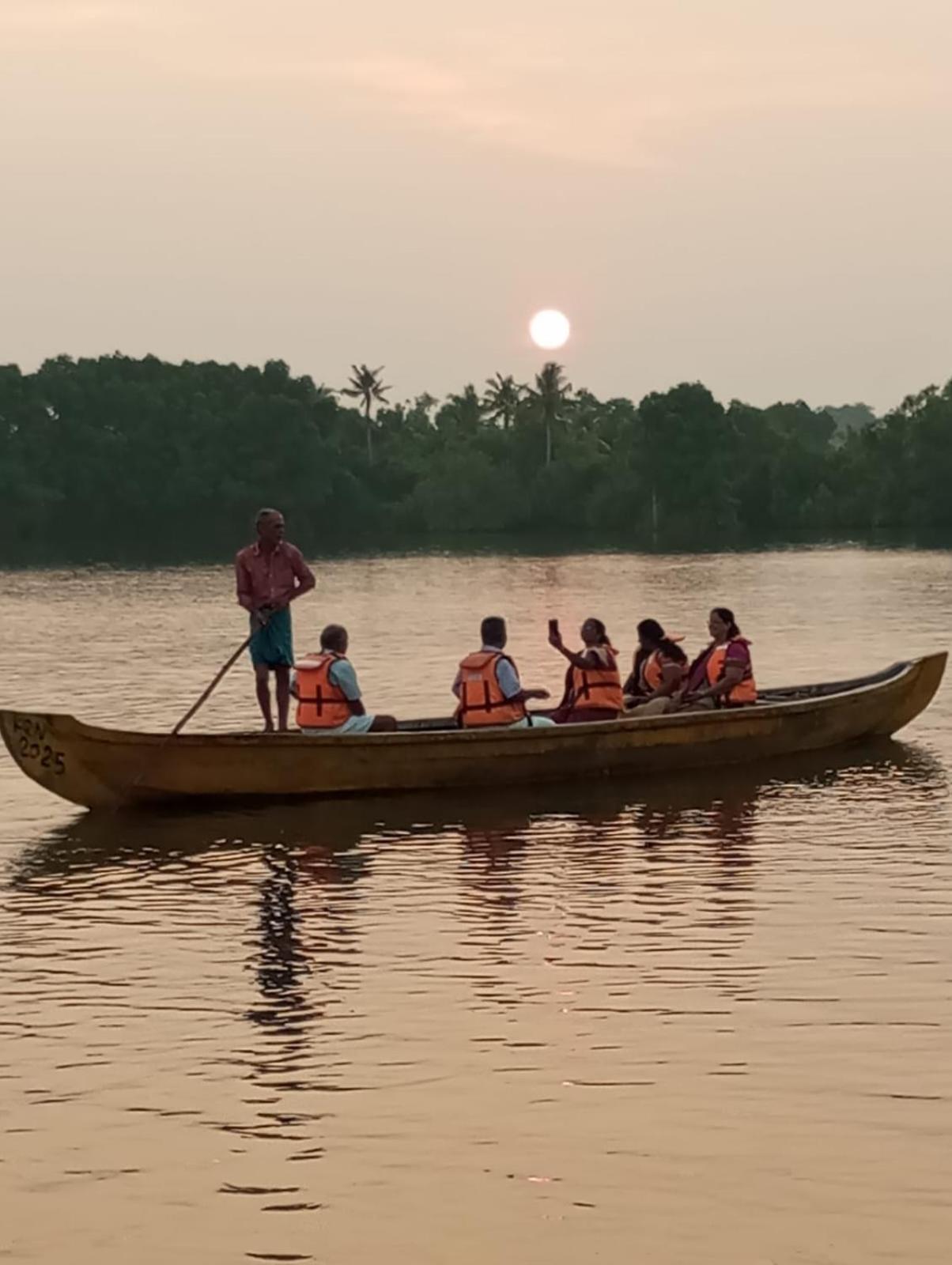 Munroe Vision Panakkattu Homestay Mundrothuruth 외부 사진